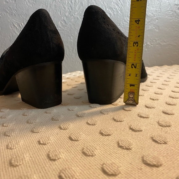 STUART WEITZMAN Boytoy Tassel Chunky Heel Loafer - Picture 11 of 16